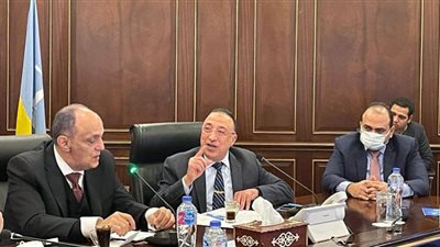 محافظ الإسكندرية: تقنين وضع 500 ألف طلب لعربات متنقلة حتى لا تتحول لعشوائيات