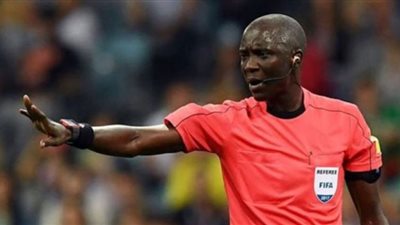 تصفيات المونديال.. وصول طاقم التحكيم لملعب مباراة مصر والسنغال