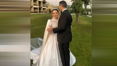 شام الذهبي.. شاهد الصور الأولى من حفل زفاف ابنة أصالة