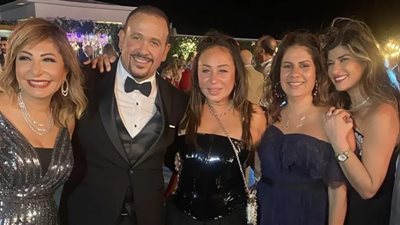 (صور) .. هشام عباس يحتفل بزفاف ابنته بحضور نجوم الفن والإعلام