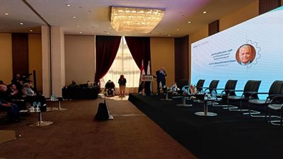 انطلاق مؤتمر مستقبل الصناعة المصرية في ظل التحولات العالمية.. صور