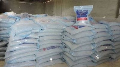 ضبط 10 أطنان أسمدة مدعمة قبل بيعها بالسوق السوداء في مركز بدر