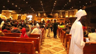 جامعة أسيوط تنظم برنامجاً سياحياً لوفود طلابية تمثل 30 دولة