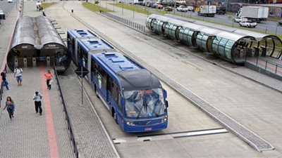 أتوبيس BRT بديل المكروباص على الدائري.. يخفف الزحام ويعمل بالكهرباء