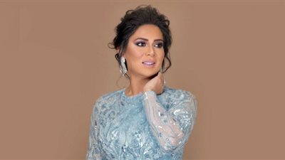 نوال الكويتية تختتم حفلات موسم الرياض بأكثر من إطلالة (صور)