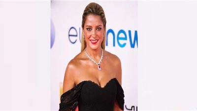 رمضان 2022|ريم مصطفي تشارك أحمد فهمي بطولة مسلسل إذاعي كوميدي (تفاصيل)