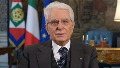 الرئيس الإيطالي يصل إلى الجزائر وتبون في استقباله