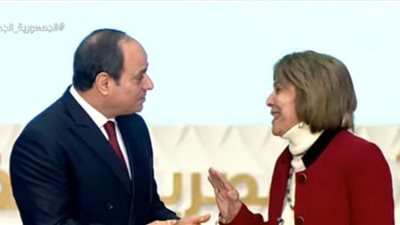 فريدة الشوباشى: عبرت للرئيس السيسي عن مدى سعادتي وفخري الشديد بتكريمه ليّ (فيديو)
