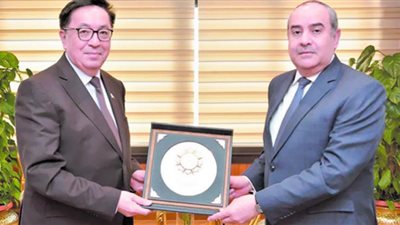 مباحثات مصرية كازاخستانية فى مجال النقل الجوى