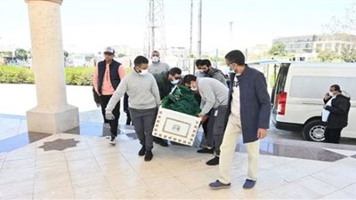 نجوم الفن يشيعون جثمان الراحل أحمد حلاوة (صور)