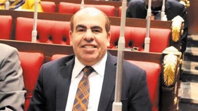د. ياسر الهضيبى يتقدم بطلب مناقشة عامة بشأن هجرة الأطباء