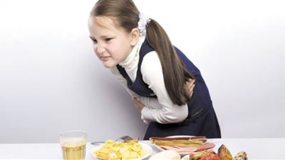 الطعام الملوث أهم أسباب إصابة طفلك بفيروس الكبد 