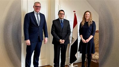 السفير المصرى فى كوبنهاجن يبحث دعم العلاقات الاقتصادية والصناعية بين البلدين