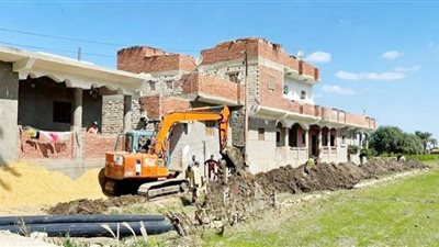 حياة كريمة تنقذ بحيرة قارون من التلوث بمياه الصرف