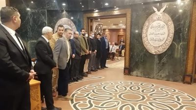 توافد الفنانين على عزاء الفنان أحمد حلاوة
