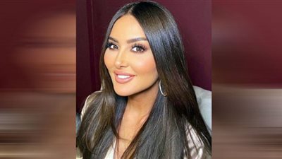 ميساء مغربي تبرز أنوثتها بالأسود في أحدث جلسة تصوير لها (صور)