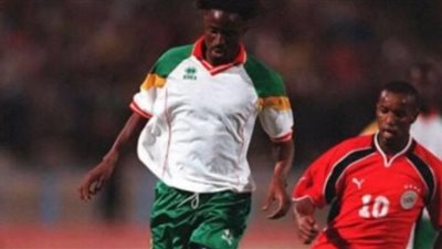 شاهد..مخلص مباراة مصر والسنغال بتصفيات مونديال 2002 بمدينة داكار