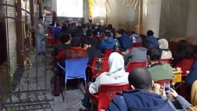 صور.. مقاهي المنيا تستعد لمباراة مصر والسنغال