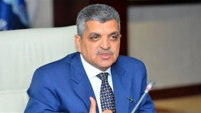 أسامة ربيع: 500 مليون جنيه عائد رفع رسوم مرور السفن في قناة السويس (فيديو)