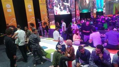 حصاد ثالث يوم Cairo ICT.. طلاب الجامعات يستكشفون ثورة تكنولوجيا الواقع الافتراضي