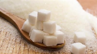 دراسة تكشف علاقة المحليات الصناعية بالسرطان