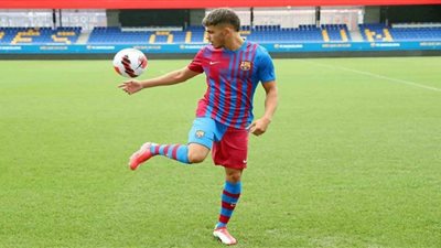 المغربيان الزلزولي وأخوماش في تدريبات برشلونة