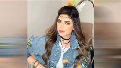 بصيحة الشارلستون.. ميرنا جميل تبرز أنوثتها في أحدث ظهور (صور)