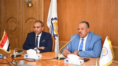 وضع خطة لآليات تنمية و تطوير الموارد المحلية بقنا