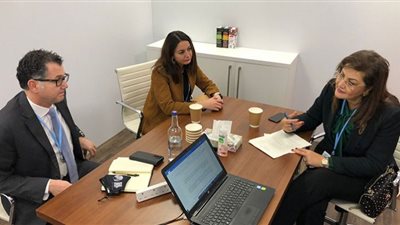 وزيرة التخطيط تلتقى مدير إدارة البيئة والتنمية المستدامة بوزارة الخارجية