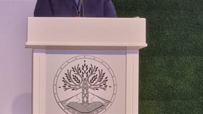 رئيس جامعة القاهرة يدعو لفتح باب الاجتهاد المتجدد في كل عصر حول النص المقدس