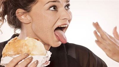 منها الطفح الجلدي.. 5 أضرار خطيرة لأكل التوابل الحارة تهدد سلامتك