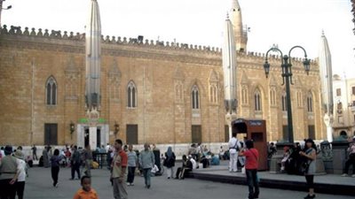 صلاة العشاء والتراويح السبت المقبل مسجد الحسين