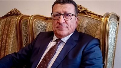 خبير مصر بكندا يوعد بتقديم خبراته الطبية إلى بلده لمواكبة جهود التحول الرقمي