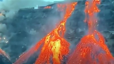 شاهد.. حمم بركان لا بالما تصل إلى المحيط الأطلسي مرة أخرى