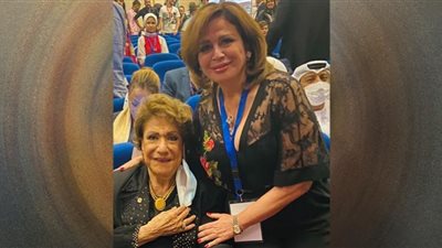 إلهام شاهين وسميحة أيوب يستعدان لـ عملهم المسرحي الجديد