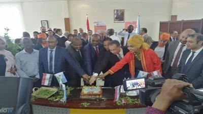 القائم بأعمال وزير الصحة يعلن إطلاق قافلة عيون لدولة جيبوتي