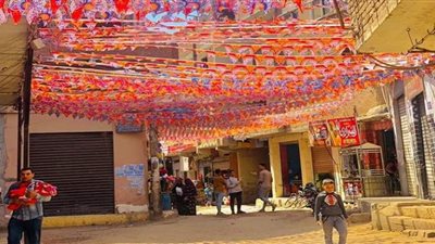 «زينة رمضان» تضيء شوارع المحافظات