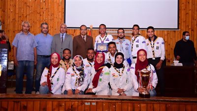 صور .. رئيس جامعة سوهاج يشهد ختام المهرجان الكشفي والارشادي للجوالة