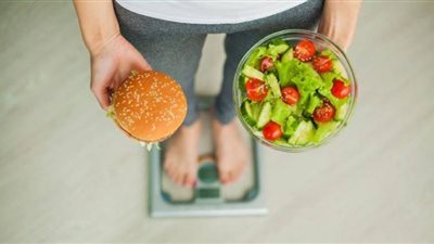 دراسة: الامتثال لنظام غذائي صارم يحرم الجسم من المواد الغذائية الرئيسية