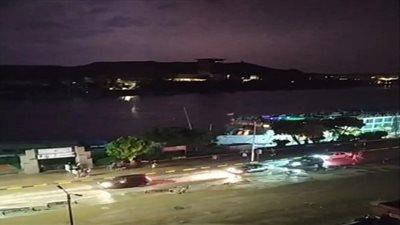 سيول أسوان.. إغلاق الطرق ووقف حركة الملاحة النهرية