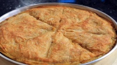 في دقائق.. حضري صنية الرقاق بالجبنة والفلفل