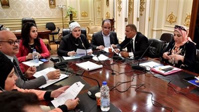 لجنة القوى العاملة بالنواب تناقش ملفات المعاش المبكر وإجازات استثنائية لأصحاب المرض المزمن