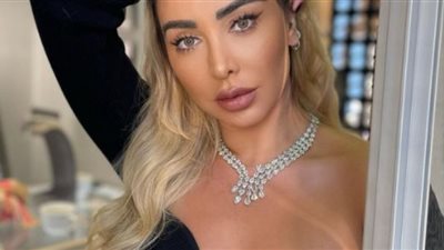 شاهد.. المكياج يبرز سحر ملامح جويل مردينيان