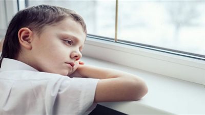 الأزهر للفتوى: الإسلام طالب المجتمع كله بكفالة الطفل إذا فقد المعيل