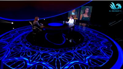 إلهام شاهين تنتقد والد ياسمين صبري: تطلع تتكلم ليه؟ هي 