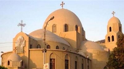 القس دانيال ماهر يترأس نهضة الصوم بالكنيسة المرقسية في بني سويف (صور)