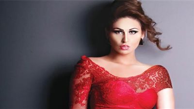 مى سليم توجه الشكر لجمهور الرياض بعد عرض 