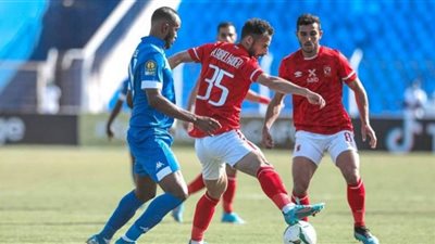 دورى الأبطال.. الأهلى يضغط بكامل قوته على الهلال بعد 15 دقيقة