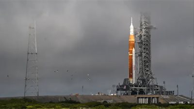 ناسا تؤجل اختبار صاروخ SLS Moon لمخاوف تتعلق بالسلامة