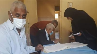 غابوا عن العمل .. إحالة 8 من العاملين بالصحة في جهينة للتحقيق